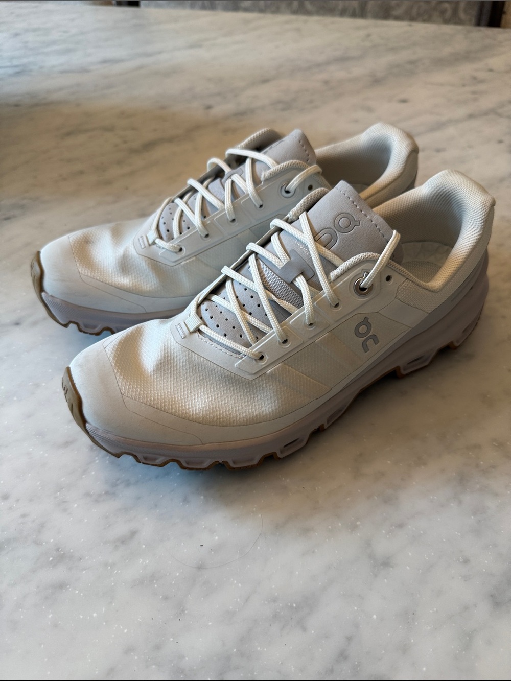On Running Women's Trail Running Shoes in Frost / Mineral Off-White Gum Sole